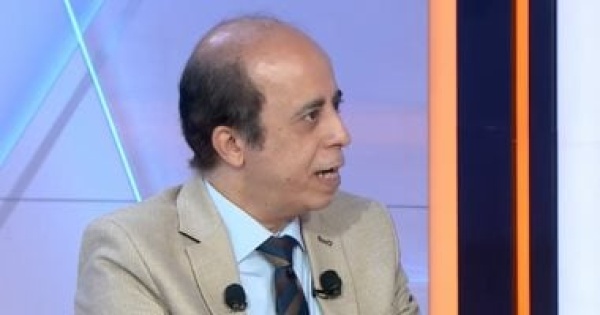 طارق عبد العزيز الذكاء الاصطناعى شريك تقنى للفنان وليس شريك ا فى الإبداع