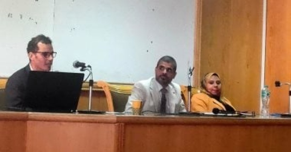 ألسن عين شمس تناقش فرص خريجى العربية فى الصحافة بحضور أحمد إبراهيم الشريف ألسن عين شمس تناقش فرص خريجى العربية فى الصحافة بحضور أحمد إبراهيم الشريف