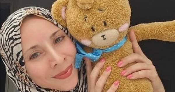 صوفيا طبيبة سخ رت موهبتها فى الرسم لتصميم ألعاب تنمى مهارات الأطفال صوفيا طبيبة سخ رت موهبتها فى الرسم لتصميم ألعاب تنمى مهارات الأطفال