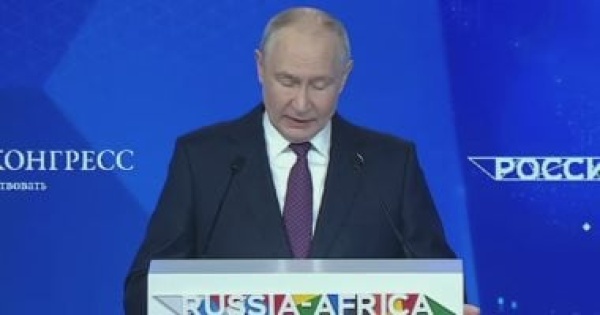 بوتين الدول الأفريقية ستصبح أحد أكبر أقطاب السياسة العالمية بوتين الدول الأفريقية ستصبح أحد أكبر أقطاب السياسة العالمية