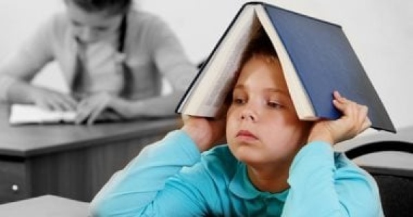 زهقان ومش عايز يذاكر نصائح لمساعدة الطفل على التخلص من الملل زهقان ومش عايز يذاكر نصائح لمساعدة الطفل على التخلص من الملل