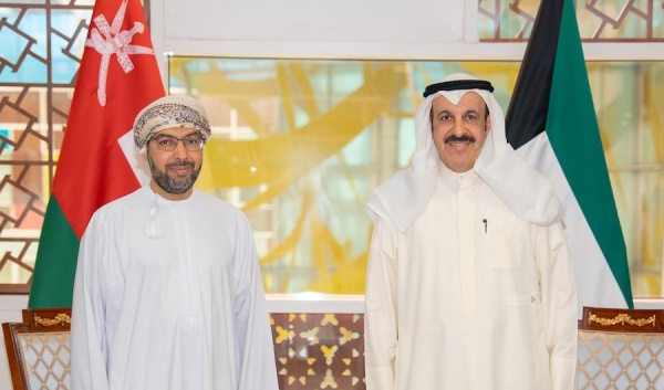 وزير المالية يبحث مع سفير سلطنة عمان س بل تعزيز العلاقات التي تجمع البلدين