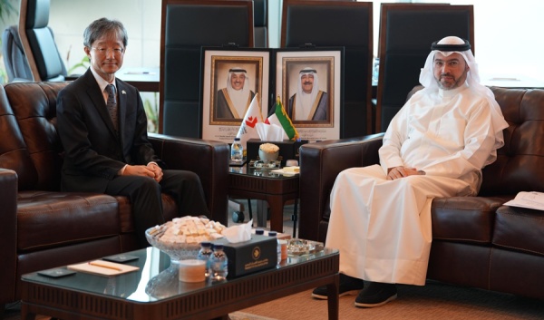 رئيس الطيران المدني يبحث مع سفير اليابان لدى البلاد سبل تعزيز التعاون المشترك رئيس الطيران المدني يبحث مع سفير اليابان لدى البلاد سبل تعزيز التعاون المشترك