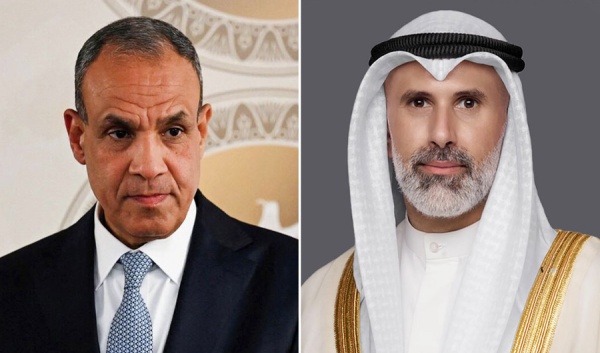 وزير الخارجية يبحث هاتفيا مع نظيره المصري تطورات الأحداث في المنطقة