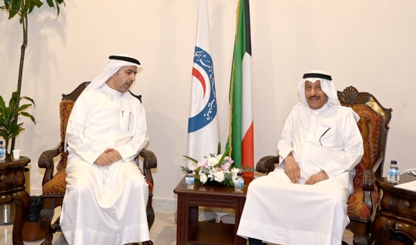 الهلال الأحمر يبحث تعزيز التنسيق مع مركز الطوارئ الخليجي الهلال الأحمر يبحث تعزيز التنسيق مع مركز الطوارئ الخليجي