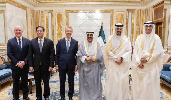 سمو الأمير دعم الفرص الاستثمارية والاقتصادية وتهيئة بيئة أعمال تنافسية سمو الأمير دعم الفرص الاستثمارية والاقتصادية وتهيئة بيئة أعمال تنافسية