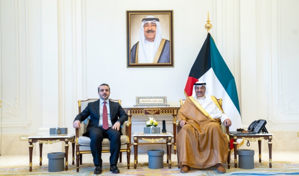 سمو ولي العهد يستقبل وزير الخارجية السوري بمناسبة زيارته الرسمية للبلاد سمو ولي العهد يستقبل وزير الخارجية السوري بمناسبة زيارته الرسمية للبلاد