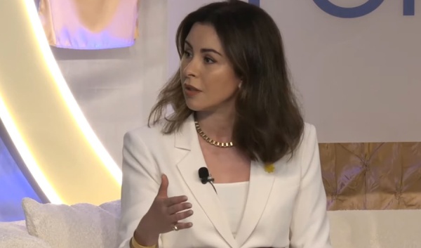 باطلة جملة وتفصيلا سفيرتنا في واشنطن تنفي مزاعم وول ستريت جورنال باطلة جملة وتفصيلا سفيرتنا في واشنطن تنفي مزاعم وول ستريت جورنال