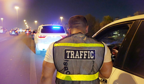 المرور إحالة 115 مركبة تجاوزت الخطوط الأرضية إلى حجز المركبات لمدة شهر