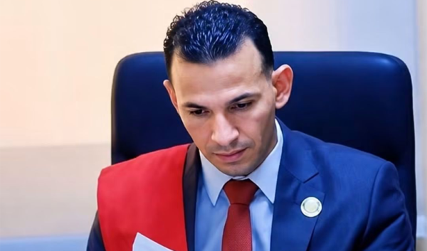 عاطل استأجر قاعة محكمة وانتحل صفة قاض جريمة غير مسبوقة تثير الجدل في مصر عاطل استأجر قاعة محكمة وانتحل صفة قاض جريمة غير مسبوقة تثير الجدل في مصر