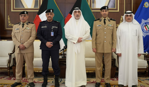 وزير الداخلية يصدر قرارا وزاريا بتعيين اللواء حمد المنيفي وكيلا مساعدا لشؤون الأمن العام وزير الداخلية يصدر قرارا وزاريا بتعيين اللواء حمد المنيفي وكيلا مساعدا لشؤون الأمن العام