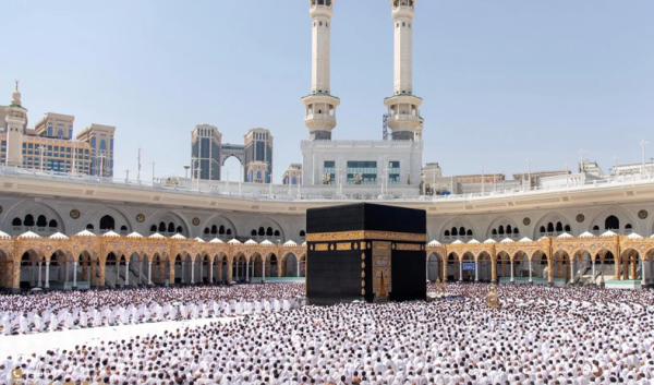 الأزهر ي دين محاولة استهداف مكة المكرمة اعتداء آثم على حرمة عظ مها الله