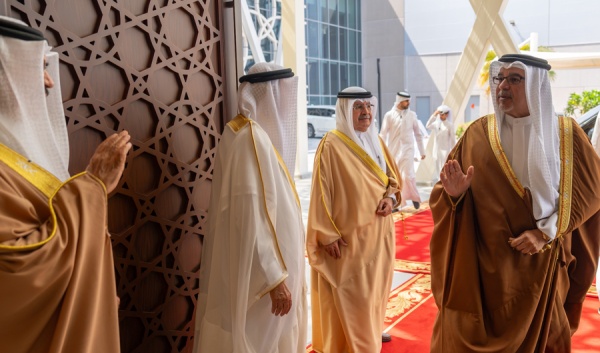 ولي العهد البحريني مسيرة العمل الخليجي المشترك تواصل البناء على ما تحقق من منجزات ولي العهد البحريني مسيرة العمل الخليجي المشترك تواصل البناء على ما تحقق من منجزات