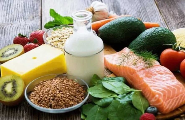 أطعمة تحارب اكتئاب ما بعد الولادة الفاكهة والخضروات في المقدمة