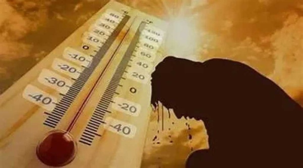 الطقس اليوم في مصر أجواء شديدة الحرارة والمحسوسة بالقاهرة تصل إلى 38 درجة الطقس اليوم في مصر أجواء شديدة الحرارة والمحسوسة بالقاهرة تصل إلى 38 درجة