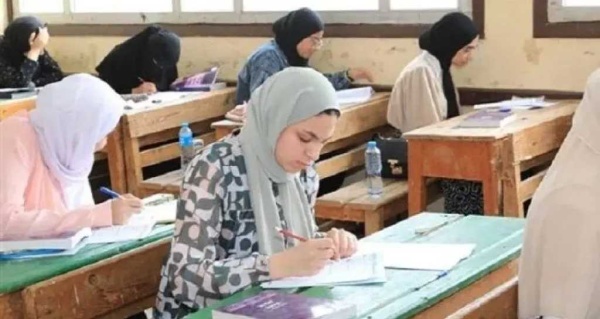 عقوبة الغش وتسريب الامتحانات في الثانوية العامة الحبس 7 سنوات وغرامة 200 ألف جنيه عقوبة الغش وتسريب الامتحانات في الثانوية العامة الحبس 7 سنوات وغرامة 200 ألف جنيه