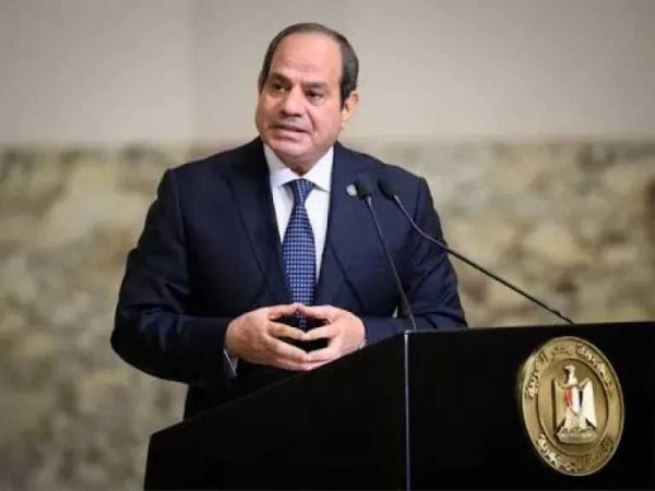 الرئيس السيسي يستقبل الشيخ محمد بن زايد في مطار العلمين لبحث العلاقات الثنائية وقضايا المنطقة الرئيس السيسي يستقبل الشيخ محمد بن زايد في مطار العلمين لبحث العلاقات الثنائية وقضايا المنطقة