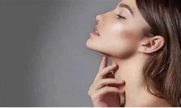 وصفات طبيعية للتخلص من تجاعيد الرقبة طرق فعالة لبشرة مشدودة وأكثر شباب ا وصفات طبيعية للتخلص من تجاعيد الرقبة طرق فعالة لبشرة مشدودة وأكثر شباب ا
