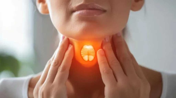 اليود المشع لعلاج الغدة الدرقية إجابات أهم 5 أسئلة عن فوائده وموانع استخدامه اليود المشع لعلاج الغدة الدرقية إجابات أهم 5 أسئلة عن فوائده وموانع استخدامه