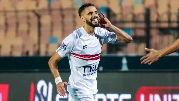 عروض أوروبية وخليجية تترقب 3 سيناريوهات تحسم مستقبل المغربي محمود بنتايك مع الزمالك عروض أوروبية وخليجية تترقب 3 سيناريوهات تحسم مستقبل المغربي محمود بنتايك مع الزمالك