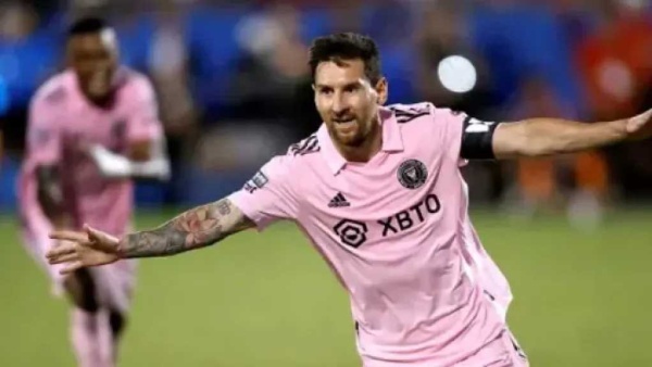 بمشاركة ميسي وسواريز إنتر ميامي يتعادل مع كولومبوس كرو في الدوري الأمريكي بمشاركة ميسي وسواريز إنتر ميامي يتعادل مع كولومبوس كرو في الدوري الأمريكي