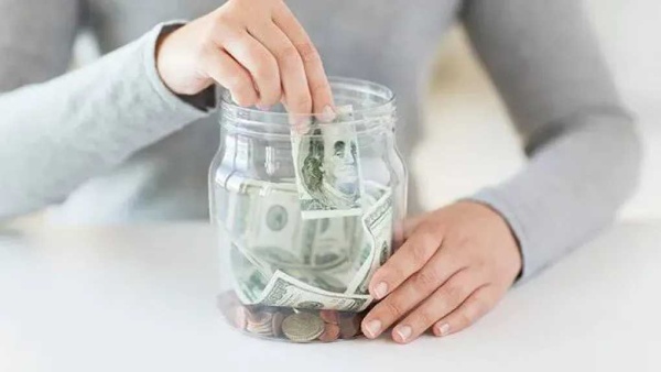 كيف تبدأ الادخار من راتبك خطة بسيطة كيف تبدأ الادخار من راتبك خطة بسيطة