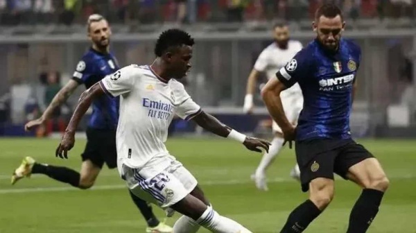 أين يمكنني مشاهدة مباراة ريال مدريد ضد إنتر ميلان بث مباشر عبر القنوات الرسمية أين يمكنني مشاهدة مباراة ريال مدريد ضد إنتر ميلان بث مباشر عبر القنوات الرسمية