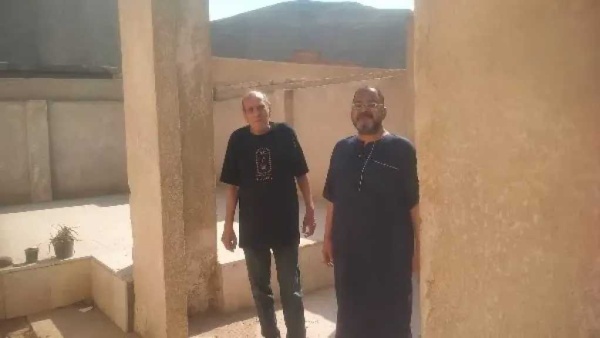 أشرف زكي يوجه بترميم مدافن نقابة المهن التمثيلية في الإسكندرية أشرف زكي يوجه بترميم مدافن نقابة المهن التمثيلية في الإسكندرية
