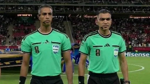 أمين عمر يقود طاقم تحكيم مصري لمباراة زيمبابوي والكونغو الديمقراطية