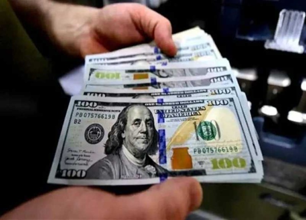 مقارنة بين أسعار الدولار في مصر والسعودية اليوم الاثنين 1 10 2026