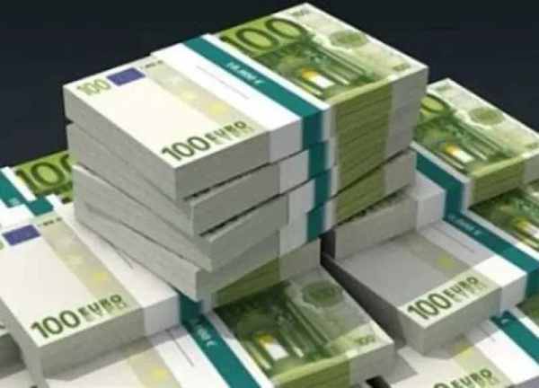 مقارنة بين أسعار اليورو في مصر والسعودية اليوم الاثنين 1 10 2026 مقارنة بين أسعار اليورو في مصر والسعودية اليوم الاثنين 1 10 2026