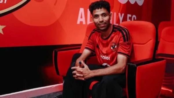 عموتة يجهز توفيق محمد لمباراة الأهلي والزمالك جلسة خاصة قبل القمة عموتة يجهز توفيق محمد لمباراة الأهلي والزمالك جلسة خاصة قبل القمة