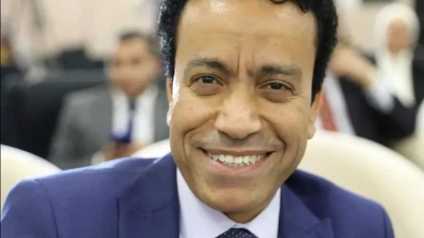 سامح حسين يطمئن جمهوره على حالته الصحية بعد وعكته الأخيرة سامح حسين يطمئن جمهوره على حالته الصحية بعد وعكته الأخيرة