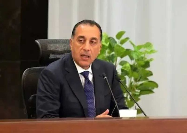 مدبولي يتابع حصاد الشكاوى الحكومية في سبتمبر وتلقي 210 آلاف طلب