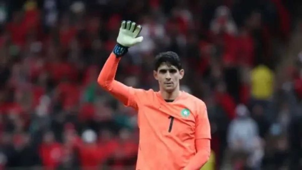 ياسين بونو مستمر مع الهلال السعودي حقيقة مفاوضات الرحيل إلى ريفر بليت ياسين بونو مستمر مع الهلال السعودي حقيقة مفاوضات الرحيل إلى ريفر بليت