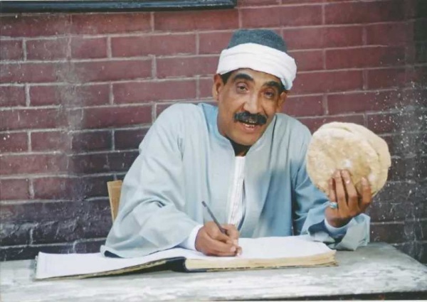 أشرف زكي يستجيب لتكريم اسم يوسف عيد بعد أيام من رسالة ابنه الغاضبة أشرف زكي يستجيب لتكريم اسم يوسف عيد بعد أيام من رسالة ابنه الغاضبة