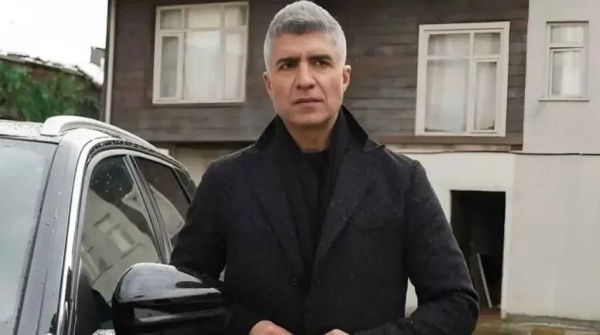 النجم التركي أوزجان دينيز يعتزل الدراما النجم التركي أوزجان دينيز يعتزل الدراما