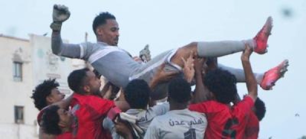 الأهلي يقصي فحمان من دور الـ32 الأهلي يقصي فحمان من دور الـ32