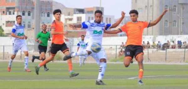 التضامن والتلال إلى دور الـ16