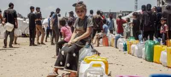بعجز يتجاوز 70 أزمة مياه تخنق غزة بعجز يتجاوز 70 أزمة مياه تخنق غزة