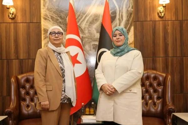 وزيرة الأسرة تؤد ي زيارة عمل إلى ليبيا وزيرة الأسرة تؤد ي زيارة عمل إلى ليبيا