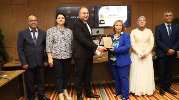 ثلاث مؤسسات تونسية تفوز بجائزة الالتزام بالسلامة المرورية ثلاث مؤسسات تونسية تفوز بجائزة الالتزام بالسلامة المرورية