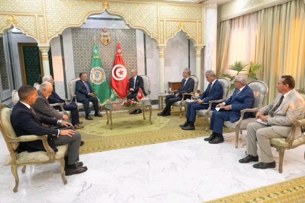 وزير الخارجية يشدد على ضرورة توحيد الصف العربي للدفاع عن قضايا الأمة العربية وأمنها القومي