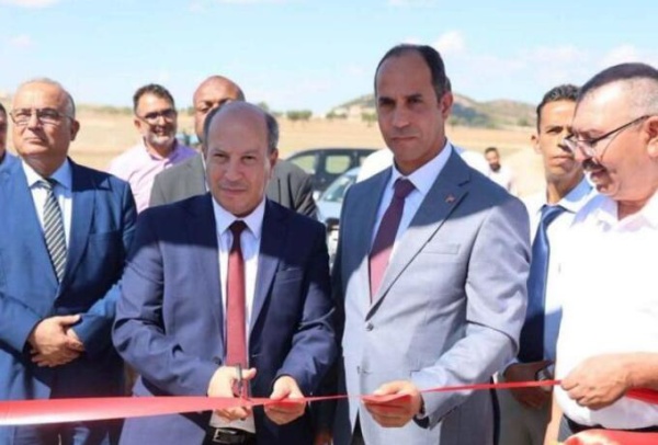 تدشين محطة تحويل الكهرباء ذات الجهد العالي بالكاف بكلفة تناهز 20 مليون دينار تدشين محطة تحويل الكهرباء ذات الجهد العالي بالكاف بكلفة تناهز 20 مليون دينار