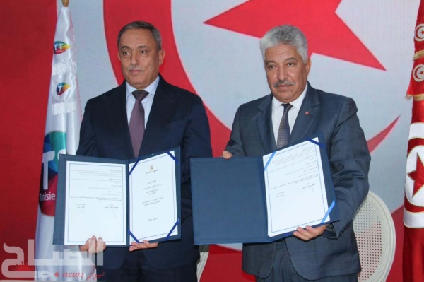 امضاء اتفاقية شراكة إطارية بين وزارة التشغيل و اتصالات تونس في مجال الاتصالات والتحول الرقمي امضاء اتفاقية شراكة إطارية بين وزارة التشغيل و اتصالات تونس في مجال الاتصالات والتحول الرقمي