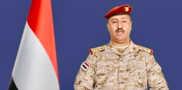 النزيلي يعلن عن عدد ضحايا الهجوم على المخا ويؤكد اسقاط مسيرات
