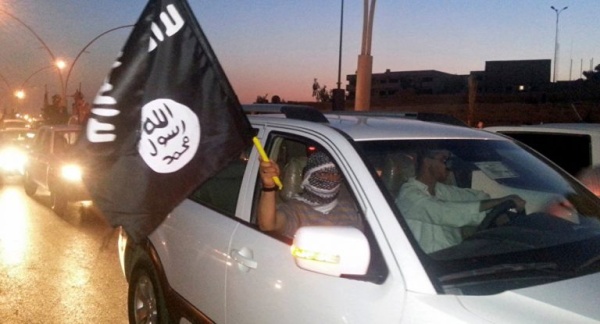 الإعلان عن مقتل قيادي في تنظيم داعش وإصابة أحد مرافقيه