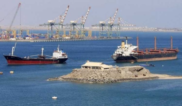 صنعاء ثلاث جهات تعلن بدء تطبيق امتيازات للمستوردين عبر موانئ الحديدة صنعاء ثلاث جهات تعلن بدء تطبيق امتيازات للمستوردين عبر موانئ الحديدة