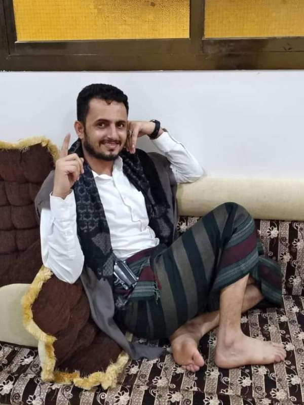 مقتل قيادي بالشرعية في جبهة تعز مقتل قيادي بالشرعية في جبهة تعز