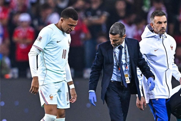 بـ صورة مع ممثلة إسبانية مبابي يستفز جمهور ريال مدريد بـ صورة مع ممثلة إسبانية مبابي يستفز جمهور ريال مدريد
